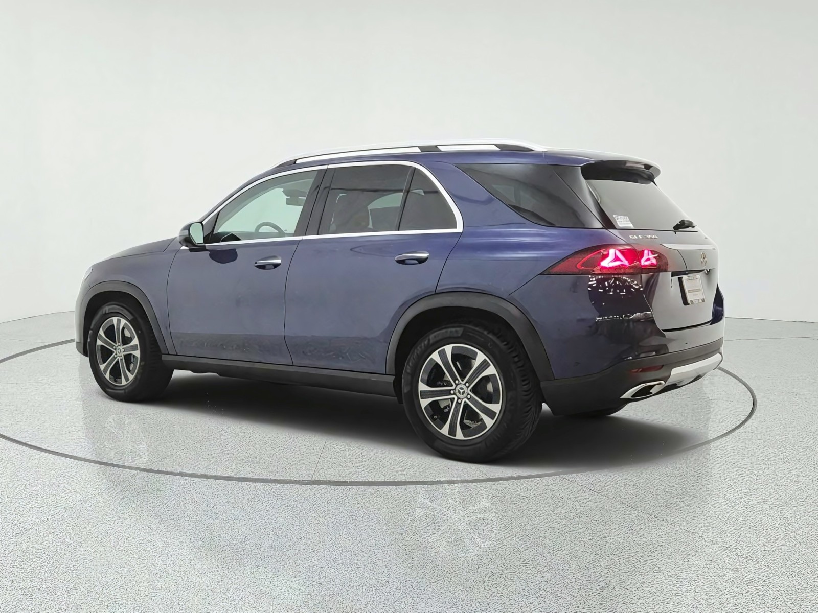 New 2027 Twilight Blue Metallic Mercedes-Benz GLE 350 4MATIC® SUV image 7