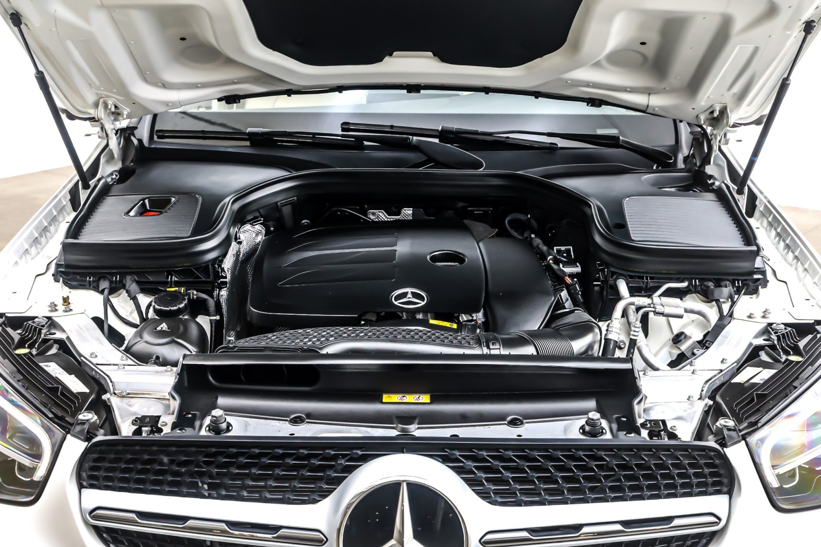 Certified Used 2023 Polar White Mercedes-Benz GLC 300 4MATIC® Coupe image 12