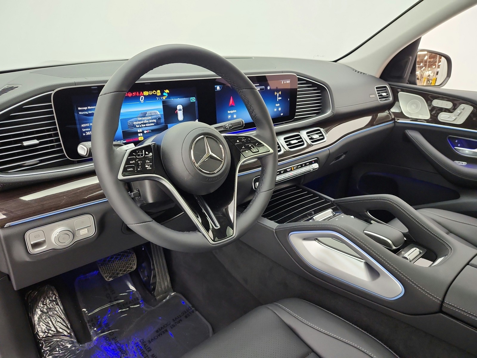 New 2026 Black Mercedes-Benz GLS 450 image 10