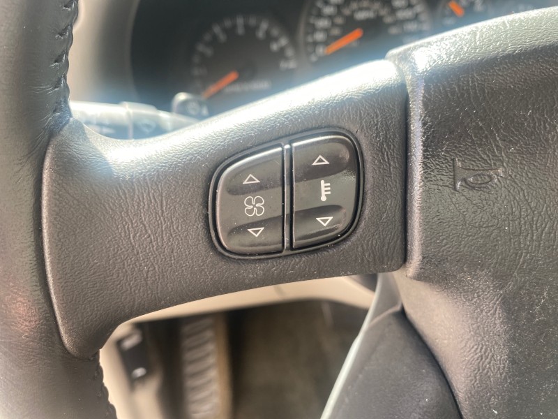 2002 Chevrolet TrailBlazer EXT LT  SUV LOW MILES 69,572 in , 