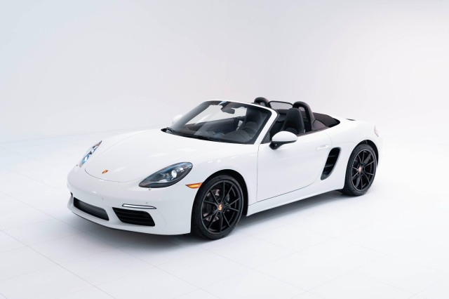 2025  718 Boxster  in , 