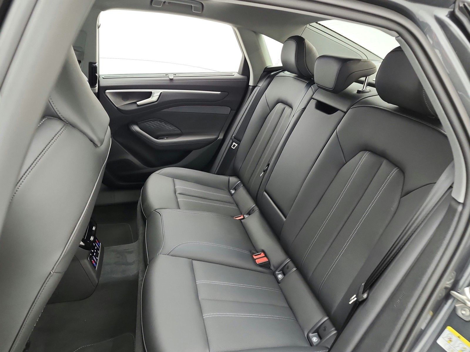 New 2026 Daytona Gray Pearl Effect Audi Premium Plus quattro image 11