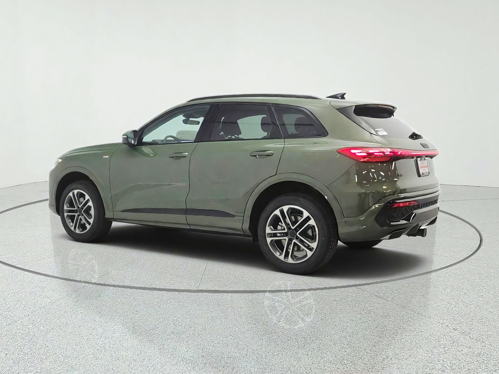 New 2026 District Green Metallic Audi Premium 2.0 TFSI quattro image 7