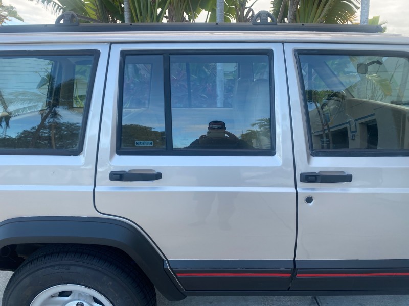 1996 Jeep Cherokee Sport FL LOW MILES 77,388 4WD 4.0 6 CYL in , 