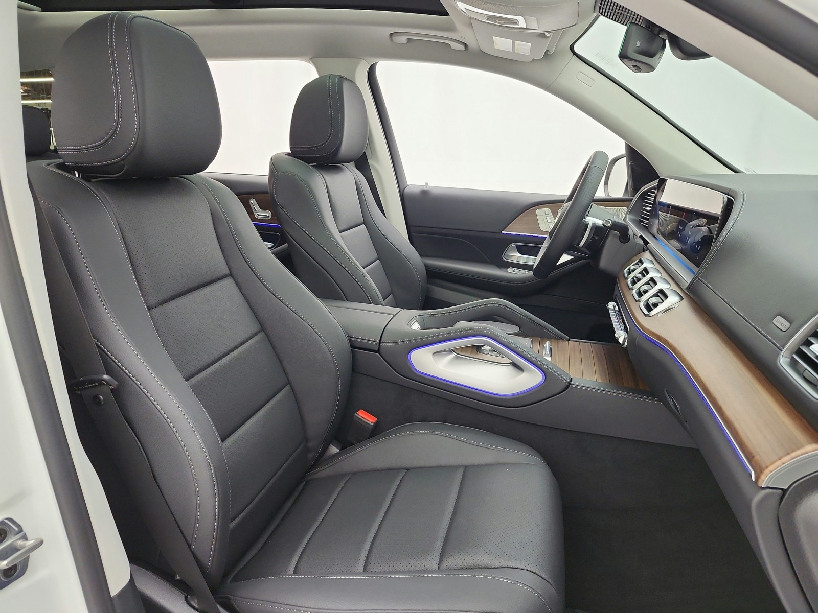 New 2026 Polar White Mercedes-Benz GLS 450 image 14