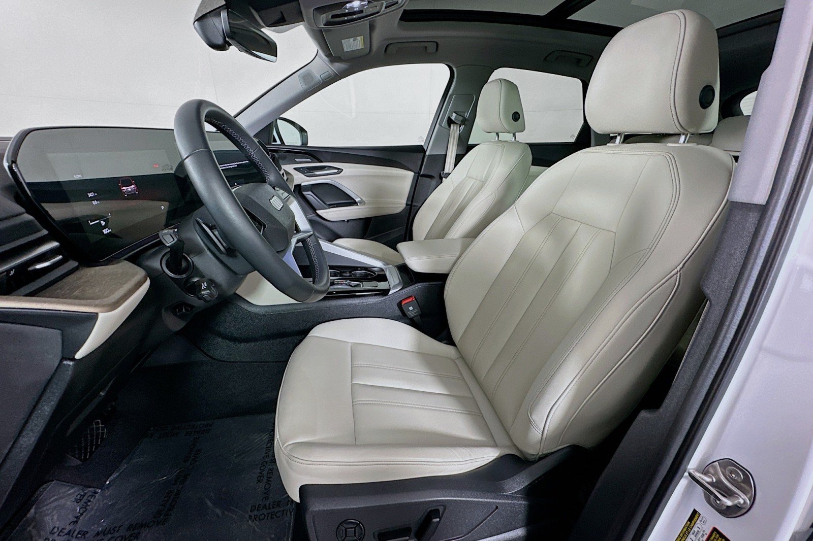 Used 2025 Arkona White Audi Premium Plus image 18