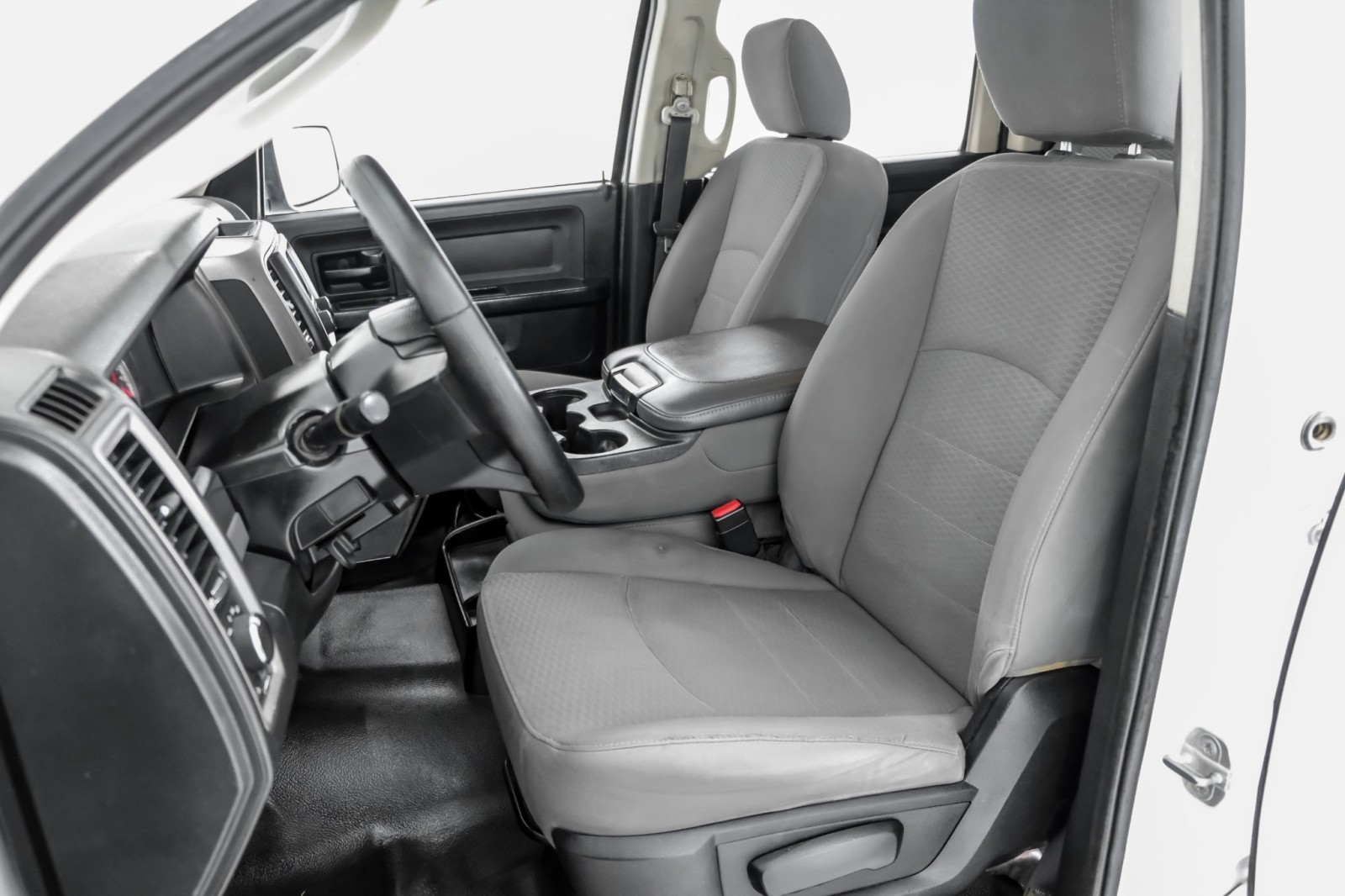 2015 Ram 1500 TRADESMAN CREW CAB 4WD AUTOMATIC CRUISE CONTROL TO 15