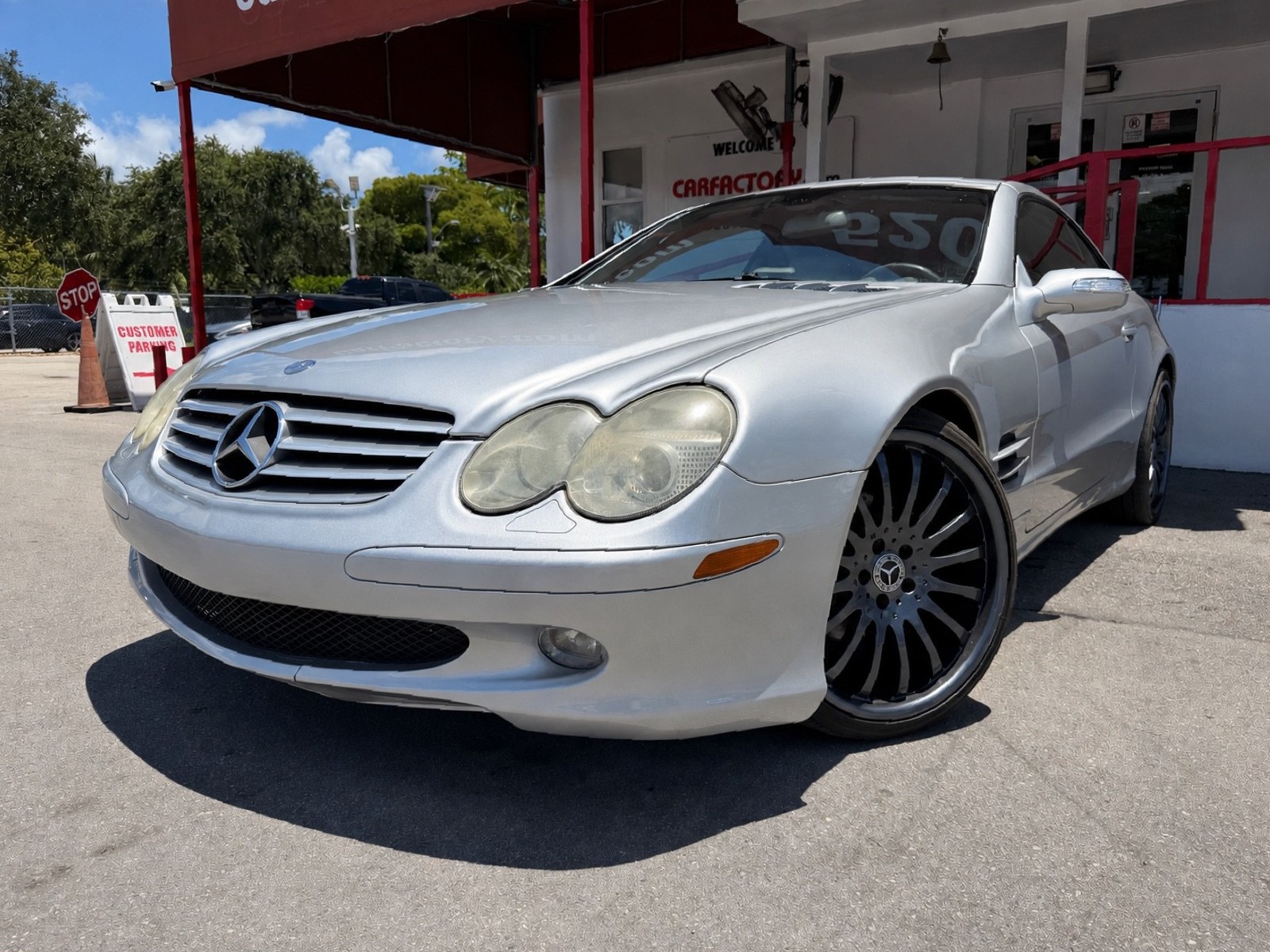 Brilliant Silve 2005 Mercedes-Benz SL-Class SL 500 Convertible Rear-Wheel Drive Automatic