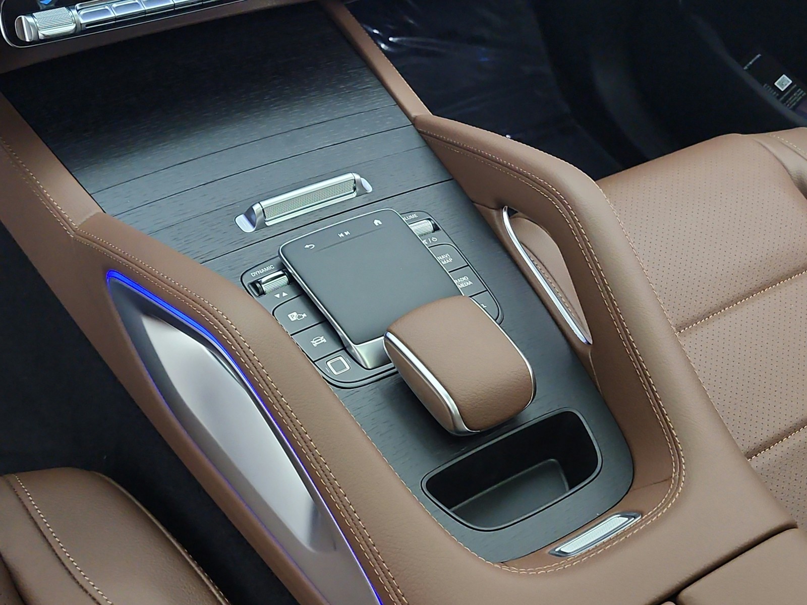 New 2026 Black Mercedes-Benz GLE 450 image 10