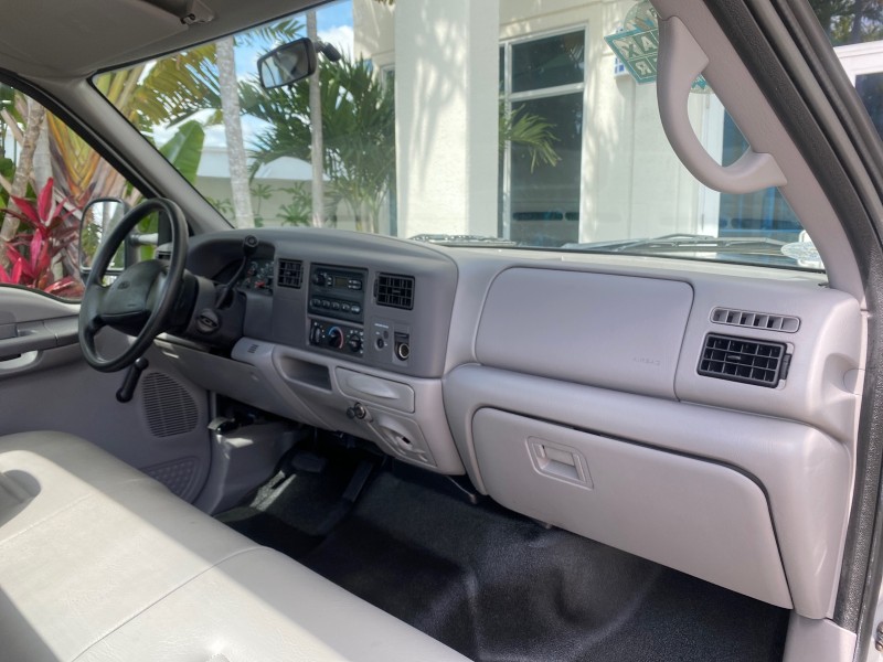 2001 Ford Super Duty F-350 DRW XL 1 OWNER LOW MILES 14,269 in , 