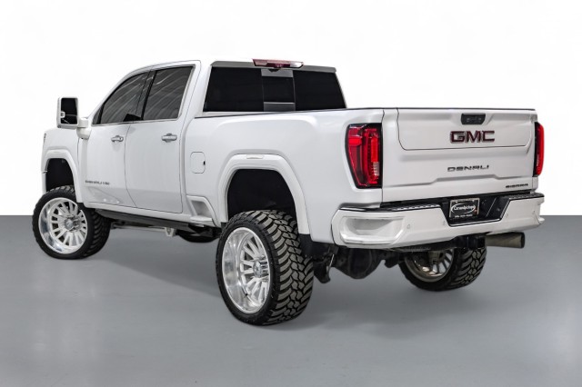 2020 GMC Sierra 2500HD Denali 8