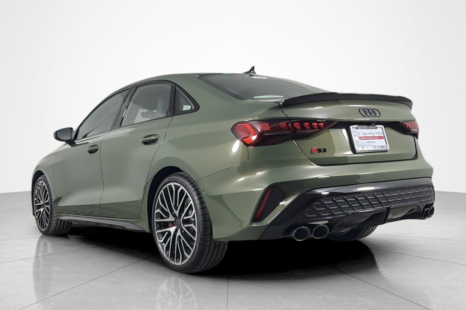 New 2026 District Green Metallic Audi quattro image 4