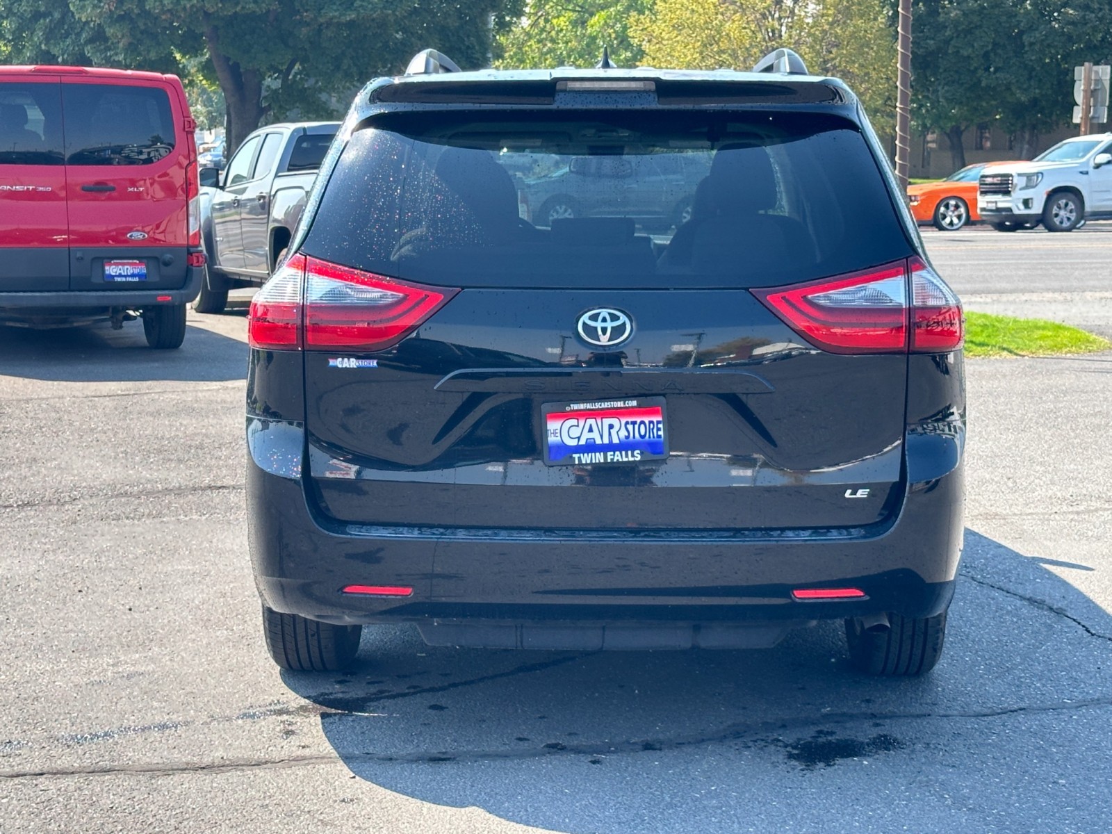 2020 Toyota Sienna LE 7