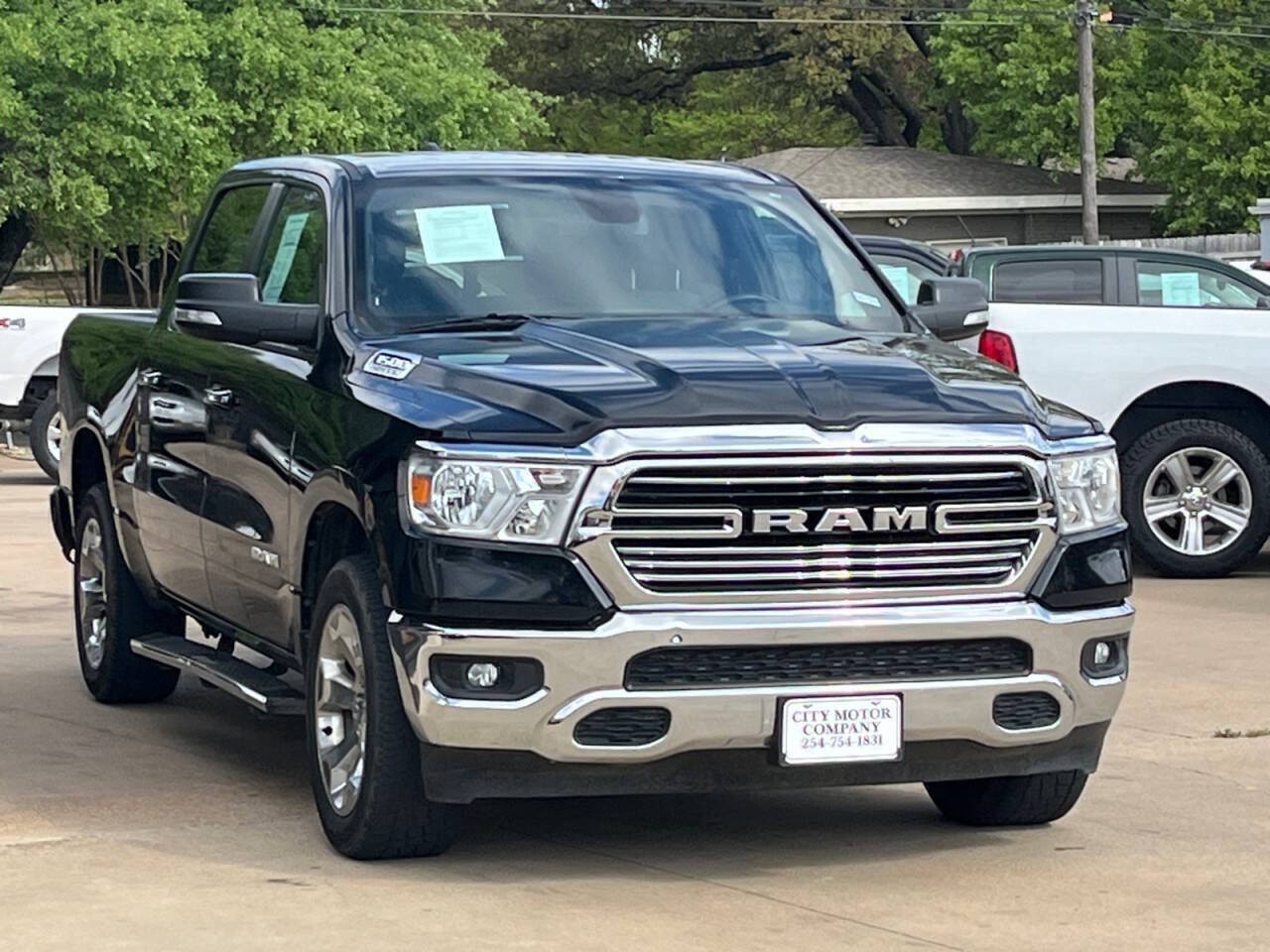 Diamond Black Crystal Pearlcoat 2019 RAM 1500 Big Horn Crew Cab 4WD Pickup Truck Four-Wheel Drive Automatic