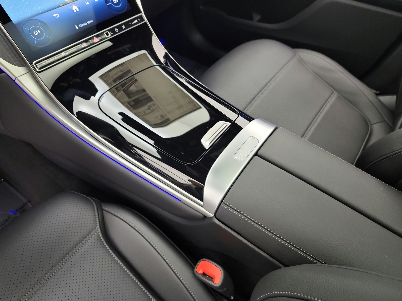 New 2027 MANUFAKTUR Alpine Grey Mercedes-Benz GLC 300 4MATIC® SUV image 9