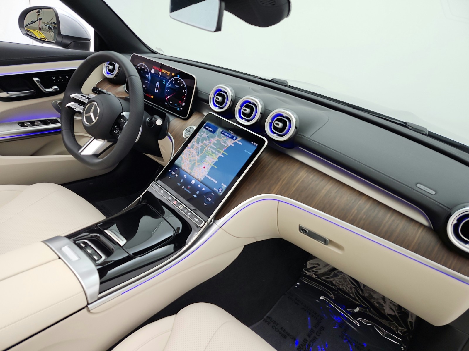 New 2027 Cirrus Silver Metallic Mercedes-Benz CLE 300 4MATIC® Cabriolet image 14