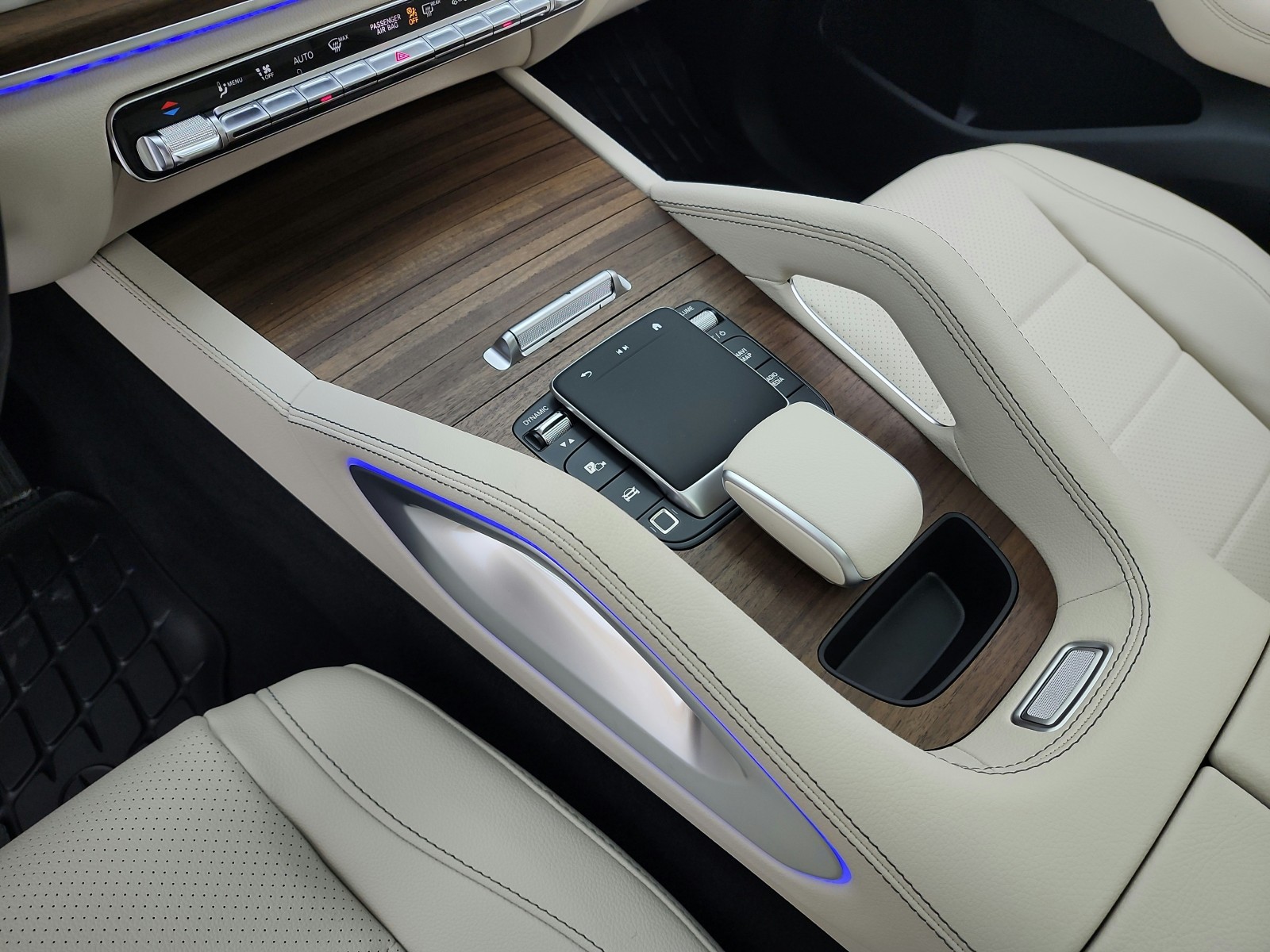 New 2026 Polar White Mercedes-Benz GLE 450 image 9