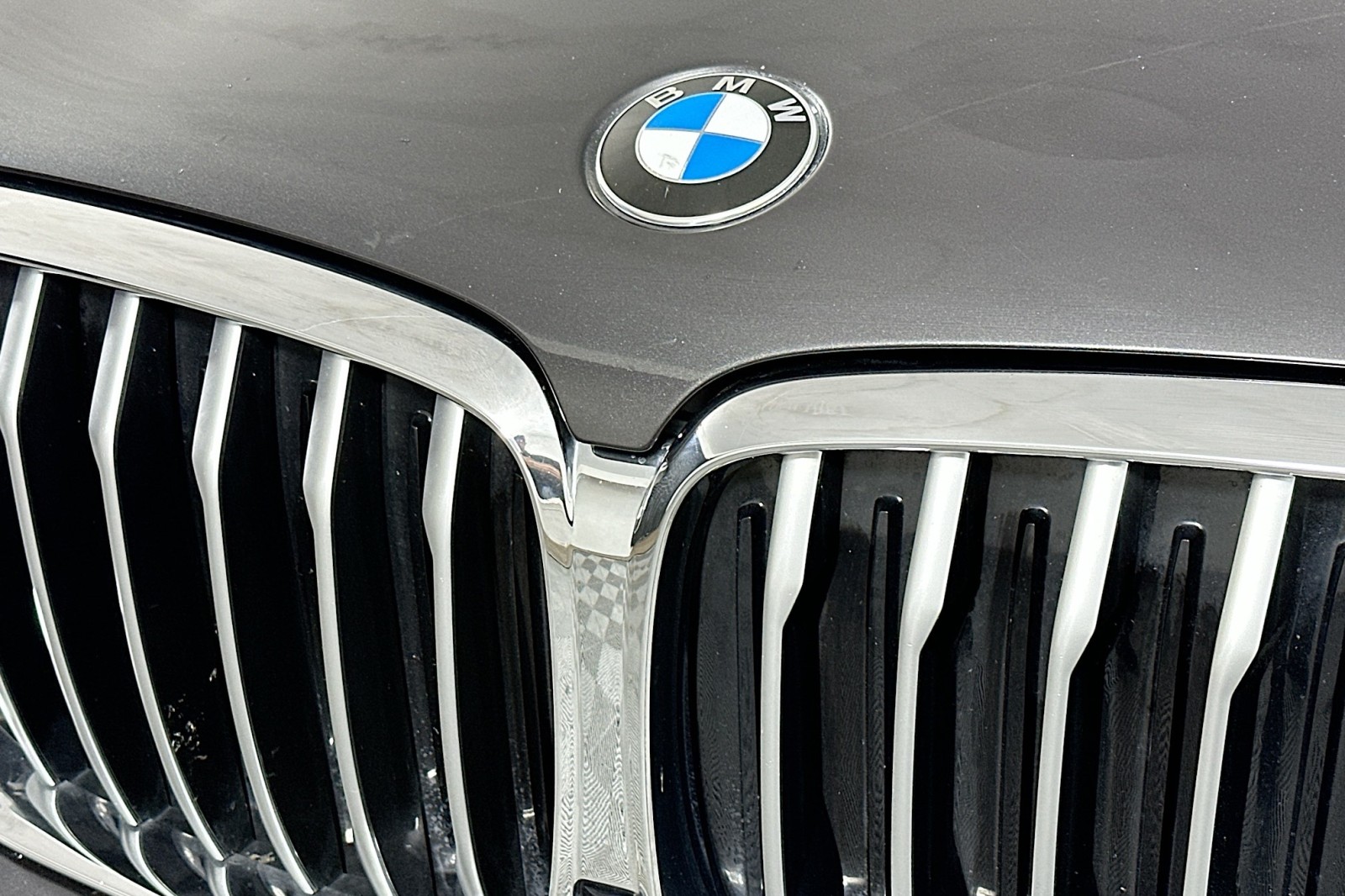 Used 2022 Dark Graphite Metallic BMW xDrive40i image 15