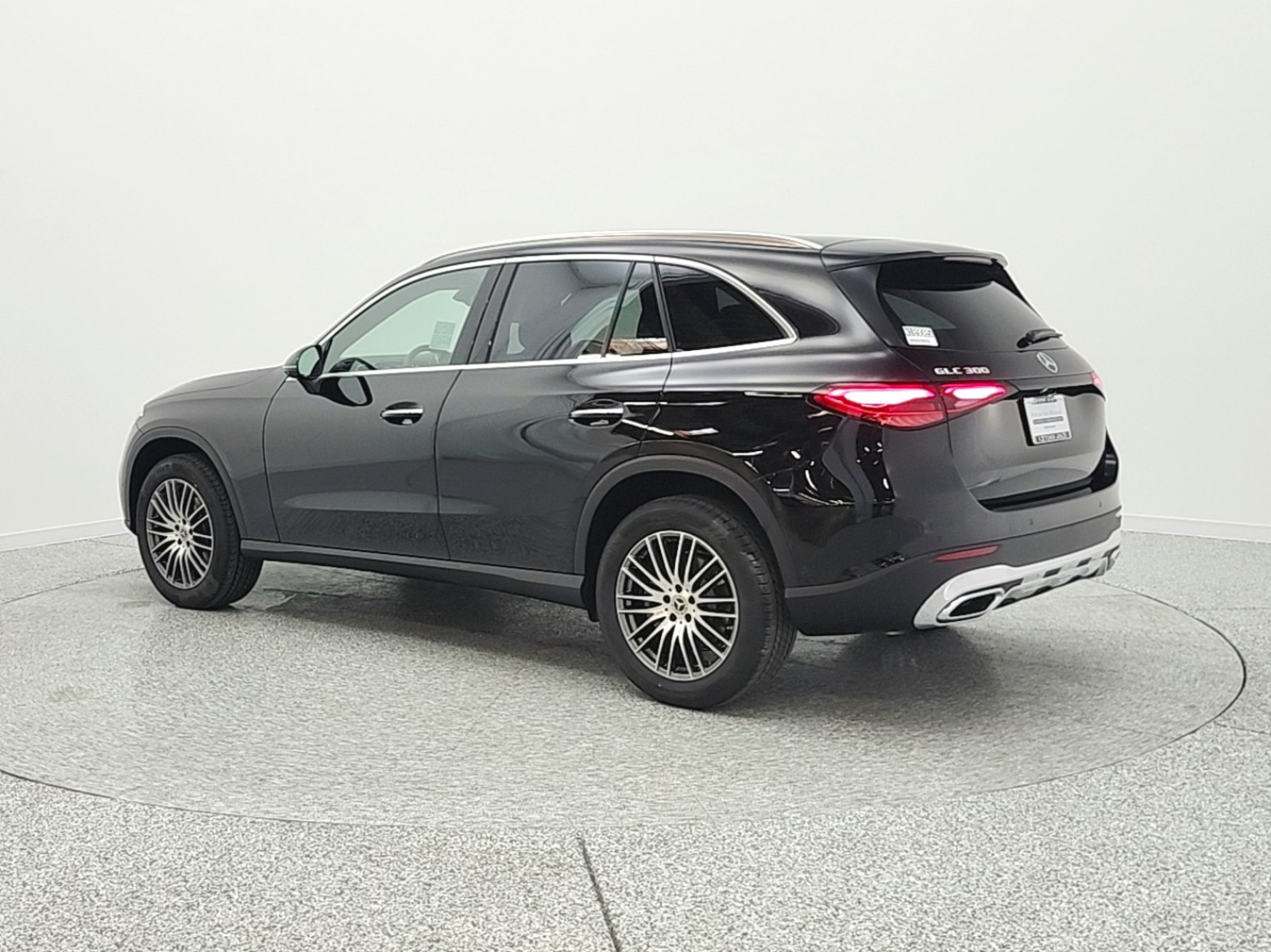 New 2026 Black Mercedes-Benz GLC 300 image 7