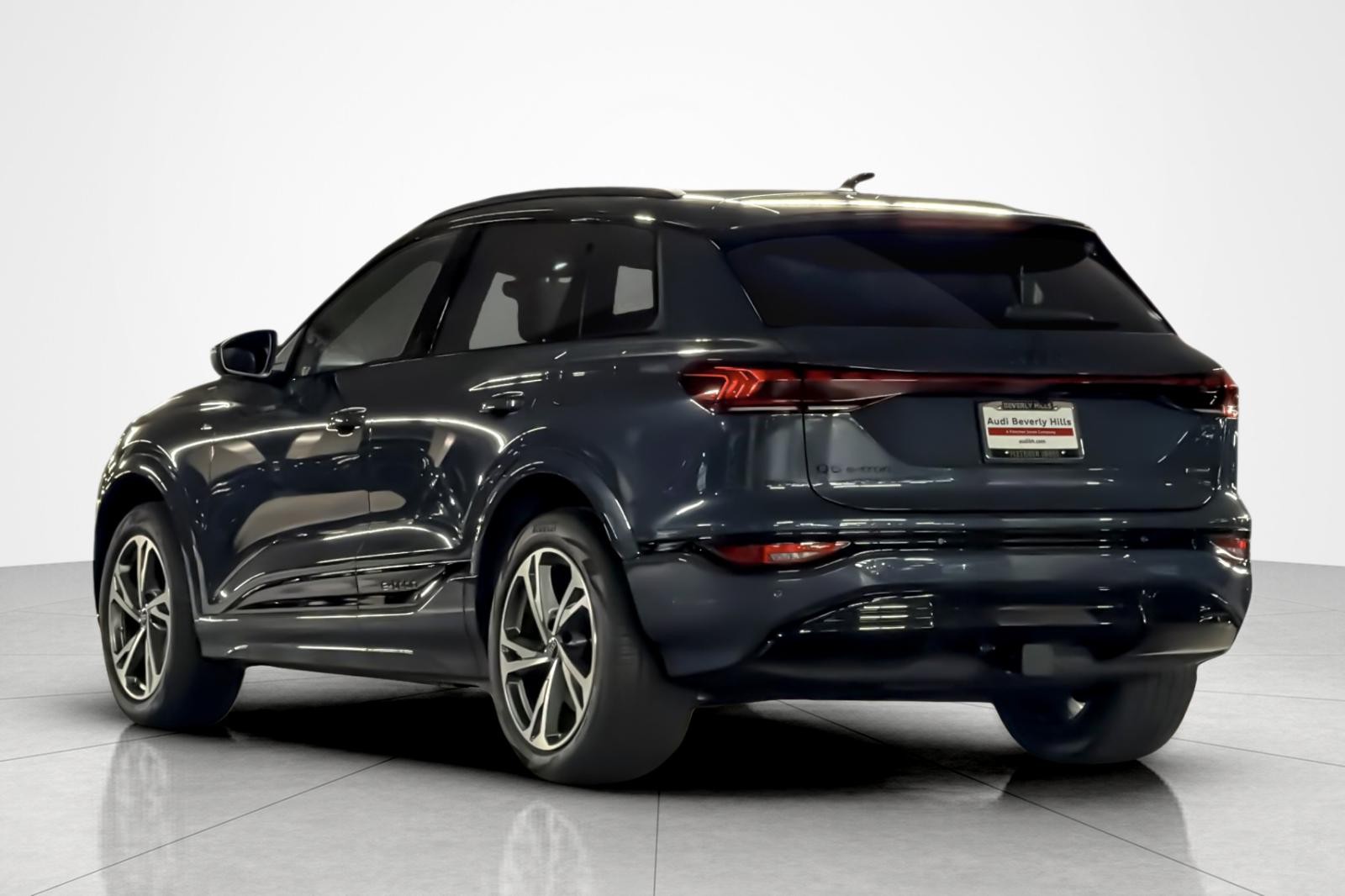 New 2027 Plasma Blue Metallic Audi Premium Plus quattro image 4