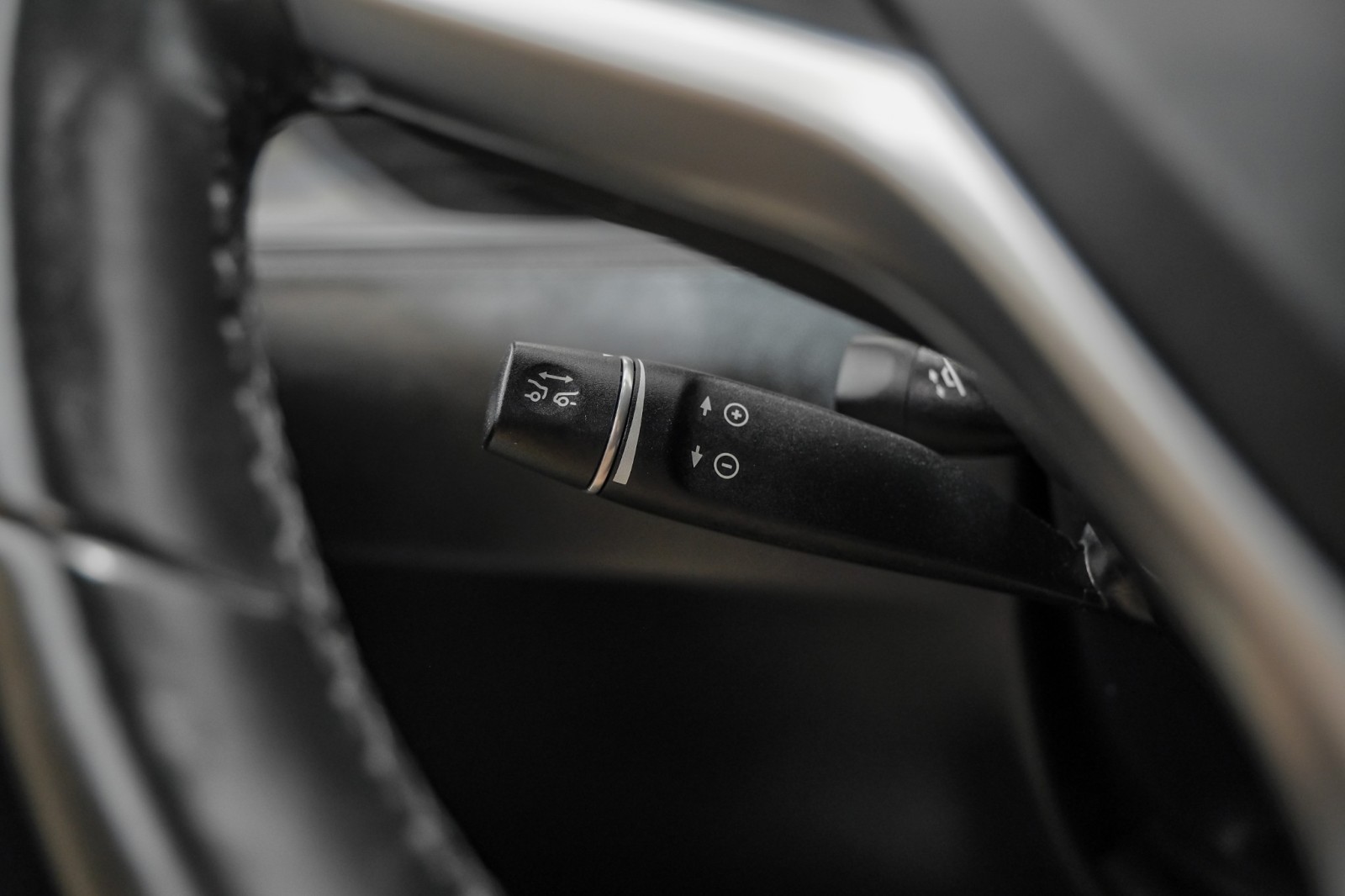 2016 Tesla Model S 60 NAVIGATION LEATHER HEATED SEATS REAR CAMERA KEY 28