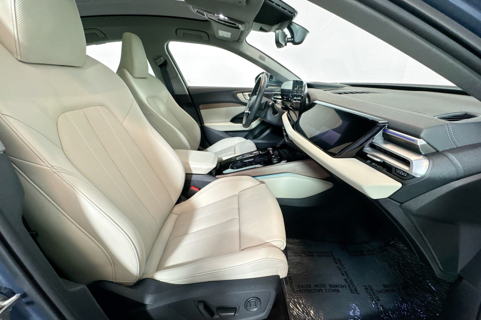 Used 2025 HORIZON BLUE Audi Prestige image 25