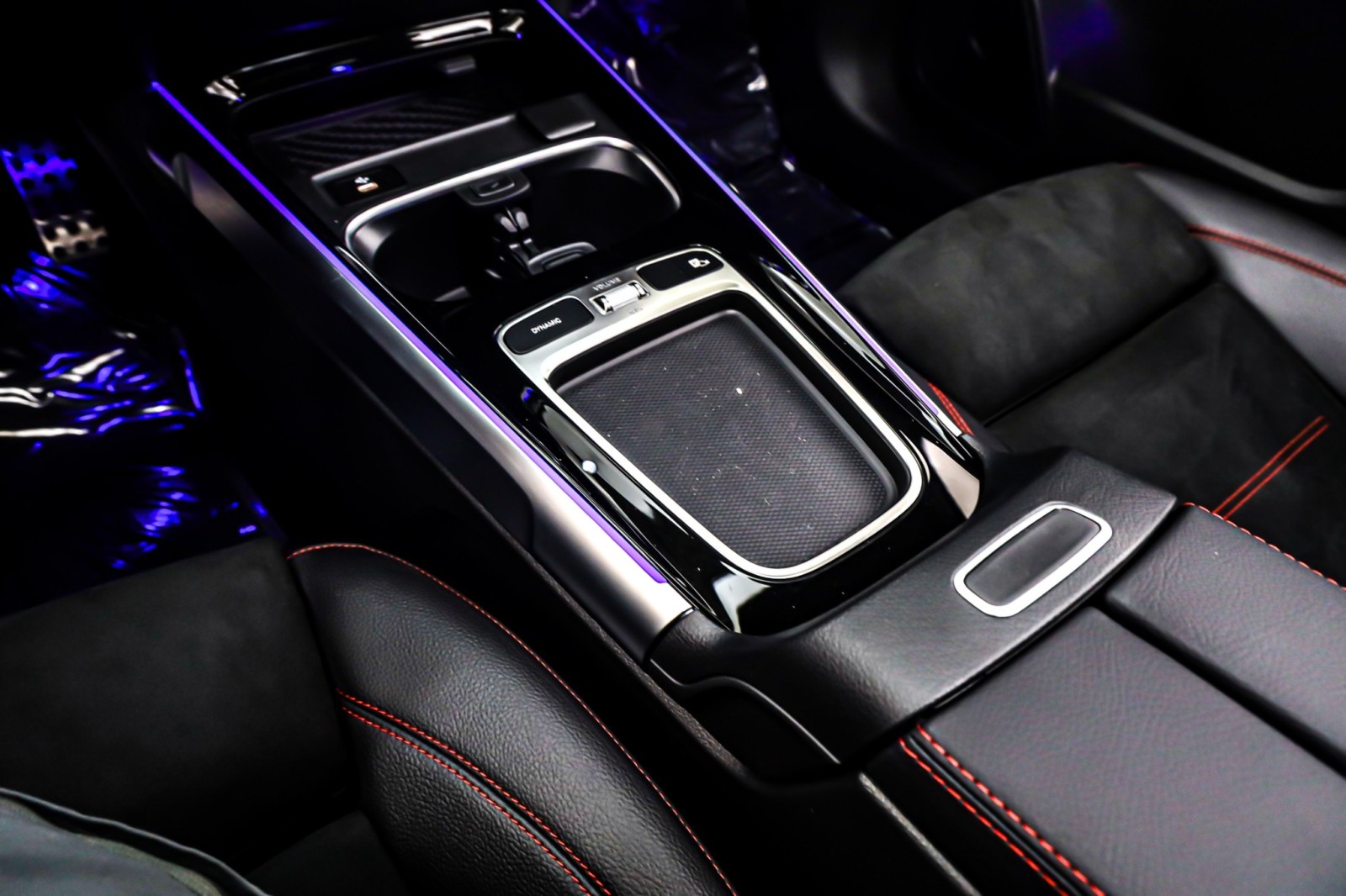 New 2026 Polar White Mercedes-Benz AMG® GLB 35 image 6