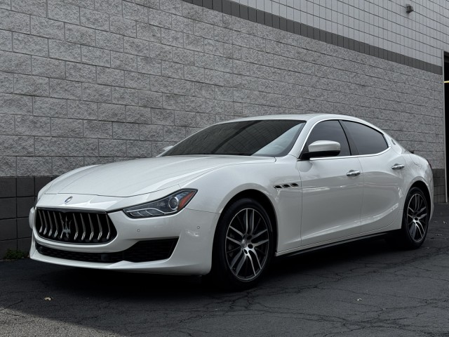 White 2018 Maserati Ghibli 3.0L Sedan Rear-Wheel Drive Automatic