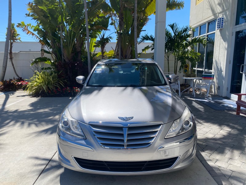 2012 Hyundai Genesis 3.8L SUNROOF PREM PKG in , 