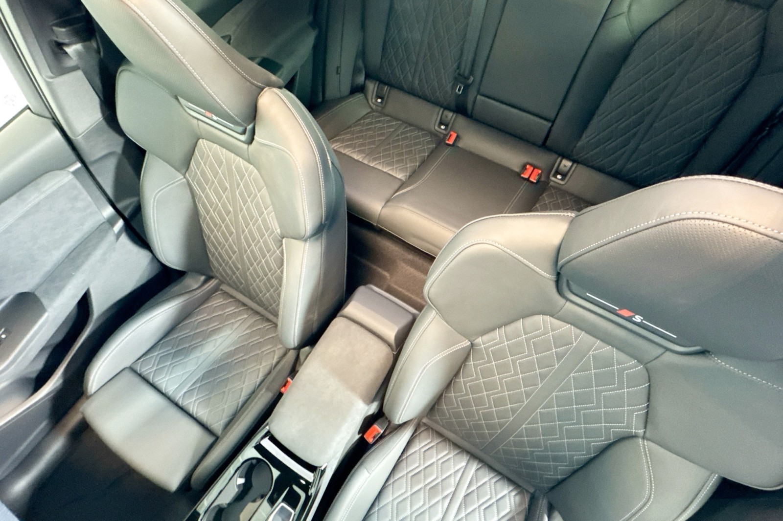 New 2025 Glacier White Metallic Audi Prestige quattro image 18