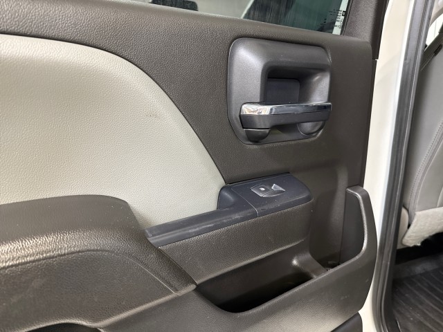 2020 Chevrolet Silverado MD 5500 Duramax RWD Utility/ Service Bed in , 