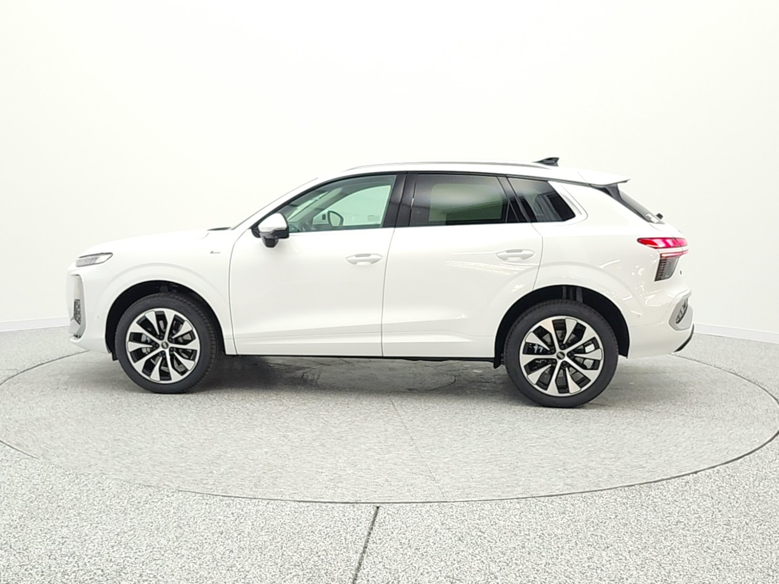 New 2026 Arkona White Audi S line quattro image 8