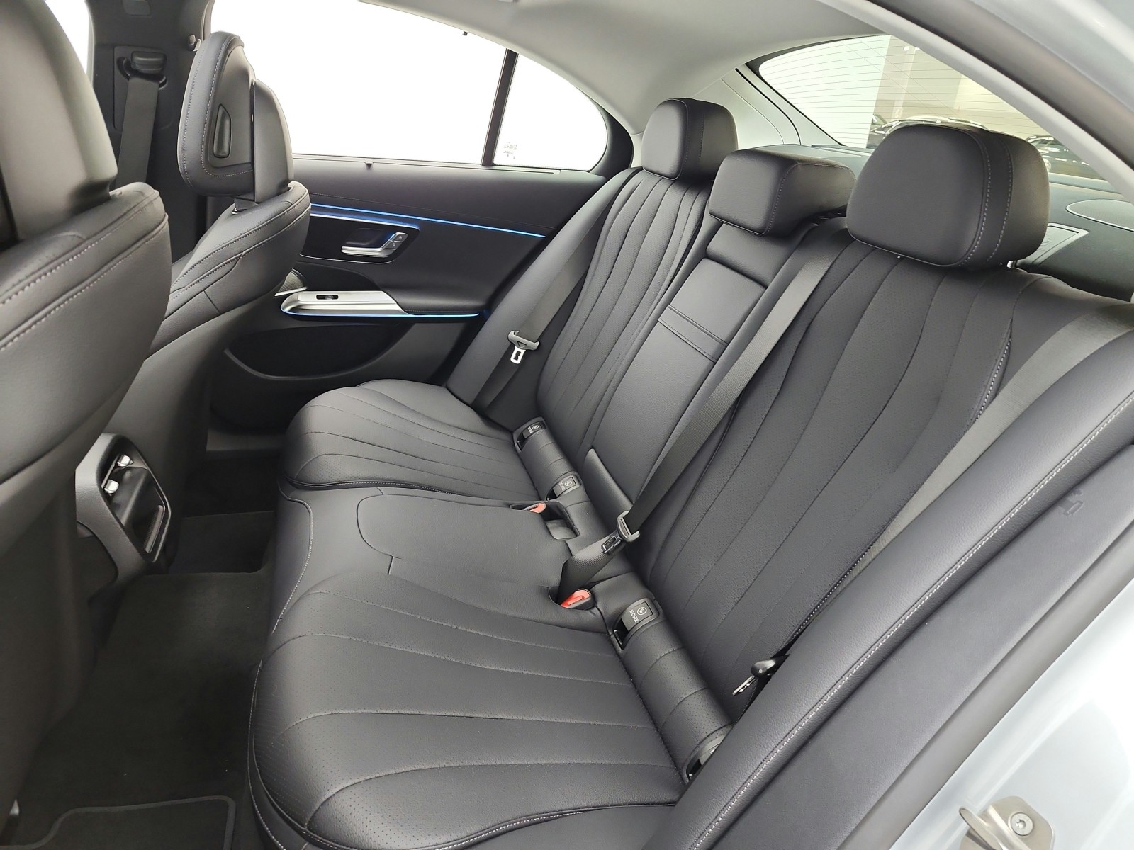 New 2027 Cirrus Silver Metallic Mercedes-Benz E 450 4MATIC® Sedan image 11