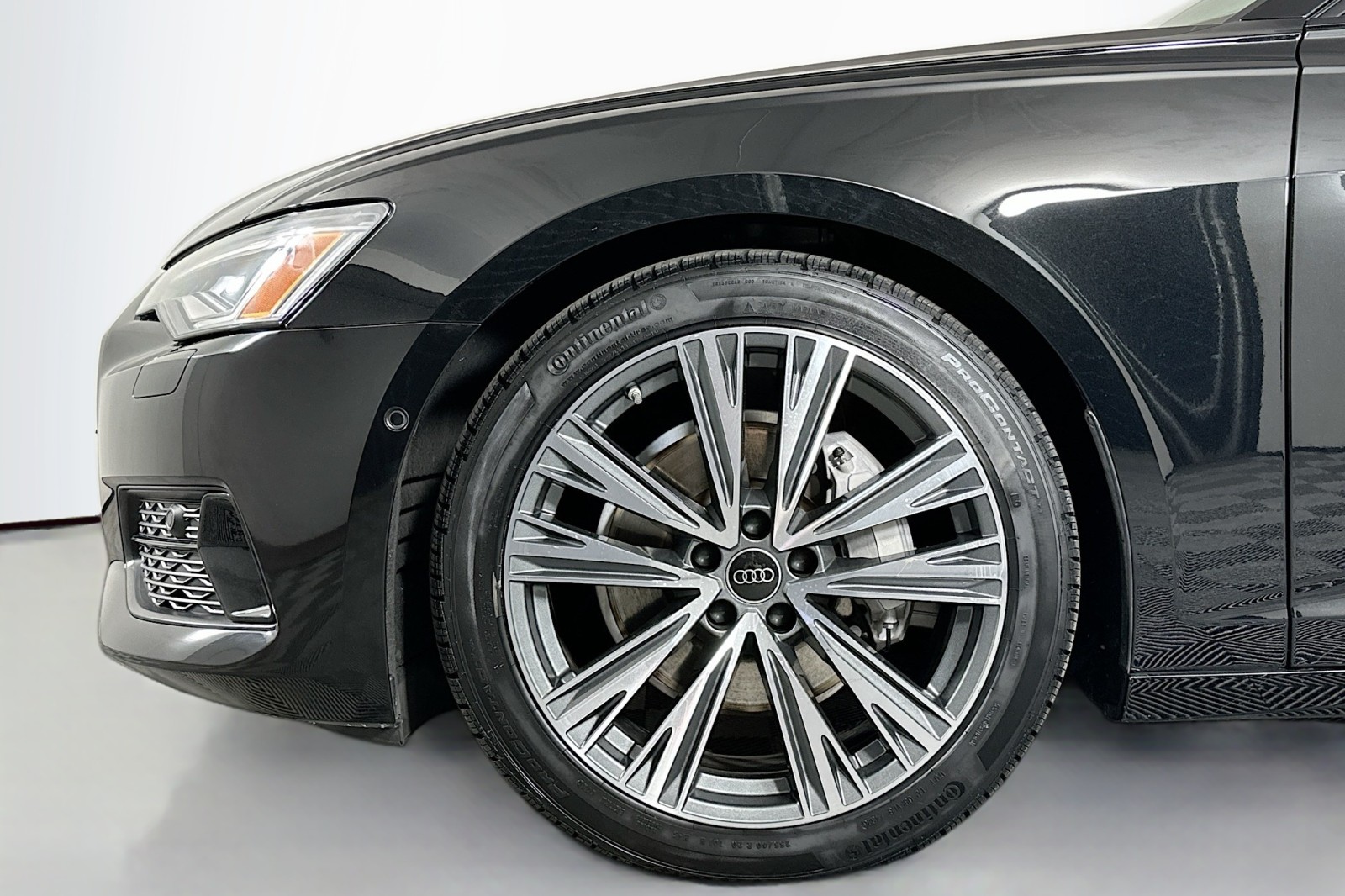 Used 2023 Mythos Black Metallic Audi Premium Plus image 12