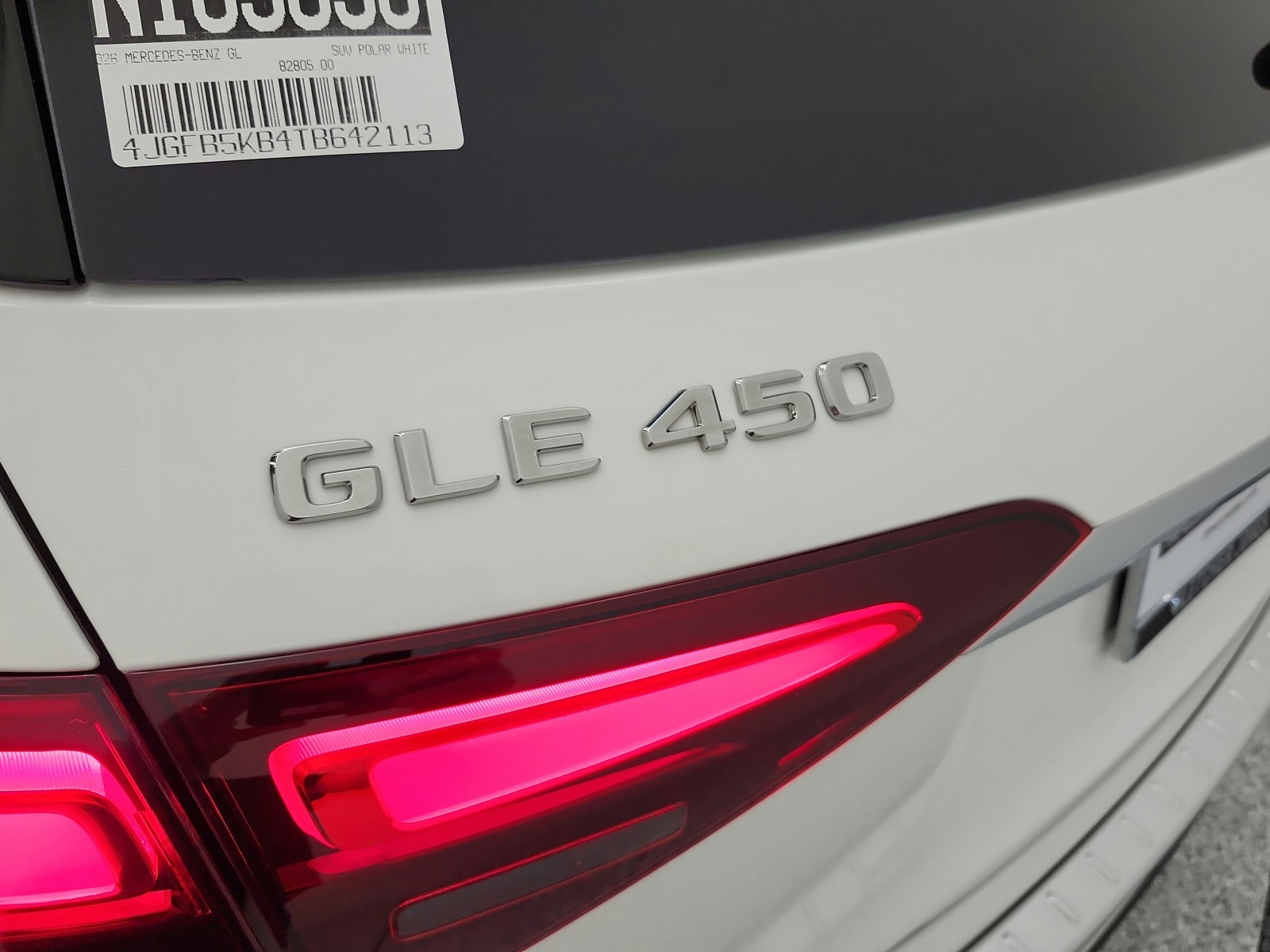 New 2026 Polar White Mercedes-Benz GLE 450 image 17