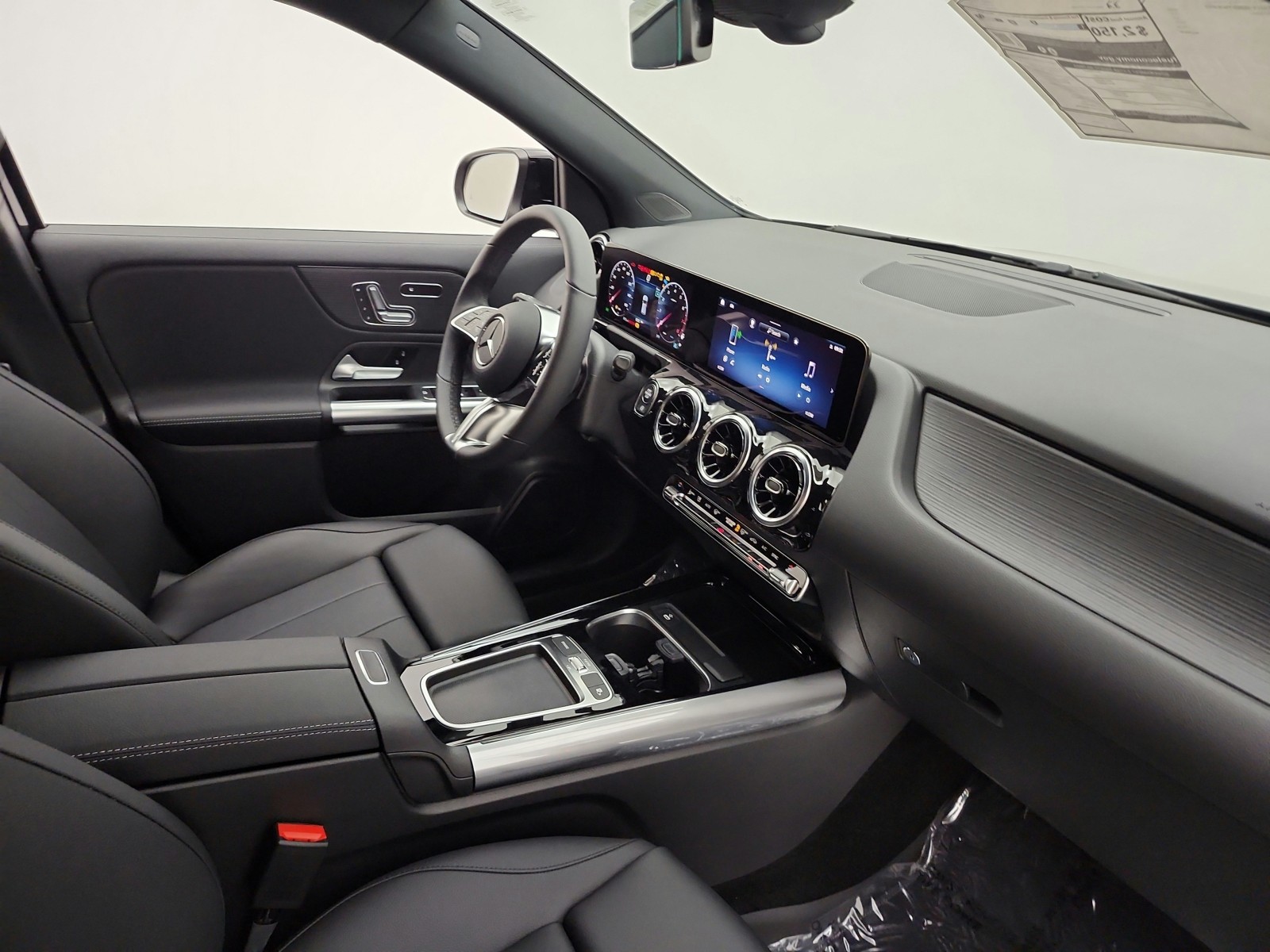 New 2026 Night Black Mercedes-Benz GLA 250 SUV image 15