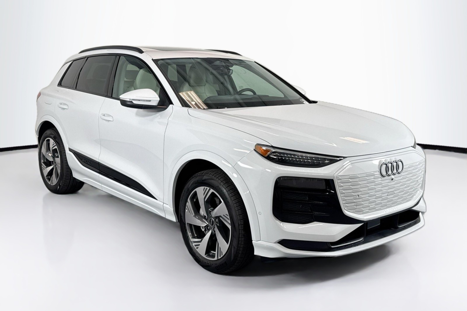 New 2025 Glacier White Metallic Audi Premium Plus quattro image 3