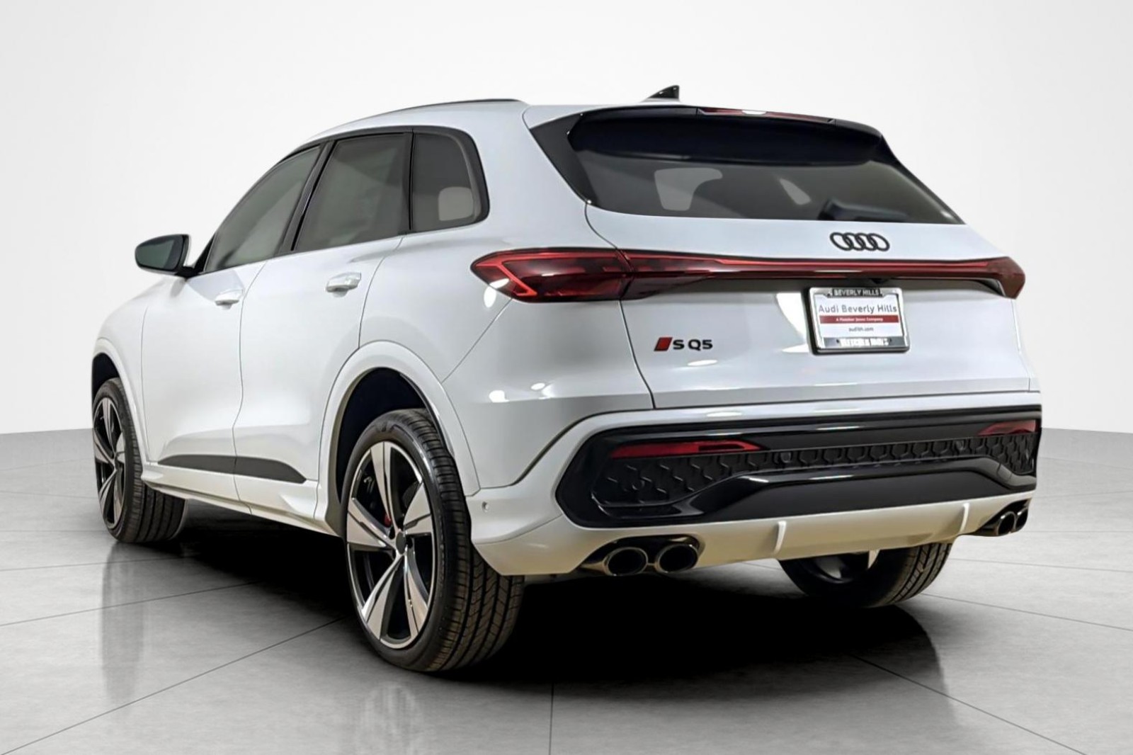 New 2026 Glacier White Metallic Audi Premium Plus 3.0 TFSI quattro image 3