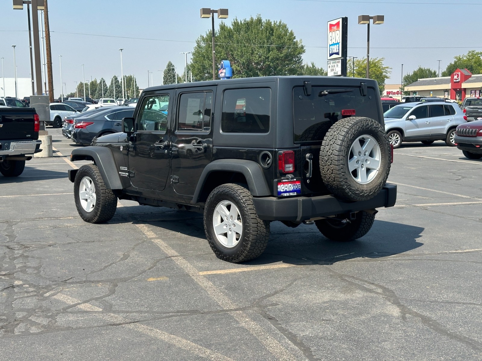 2017 Jeep Wrangler Unlimited Freedom 8