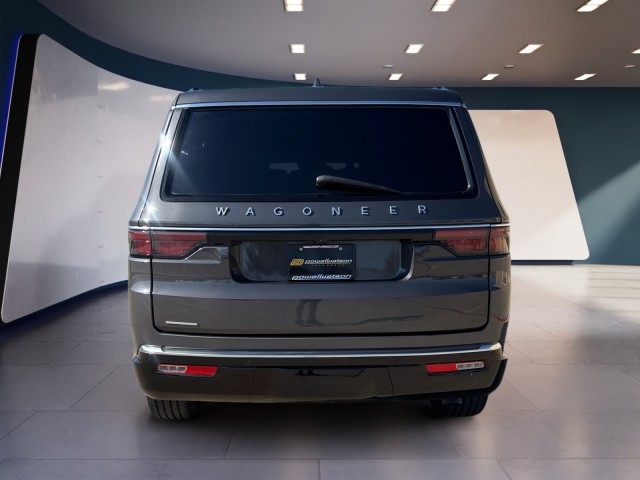 2023 Jeep Wagoneer  4