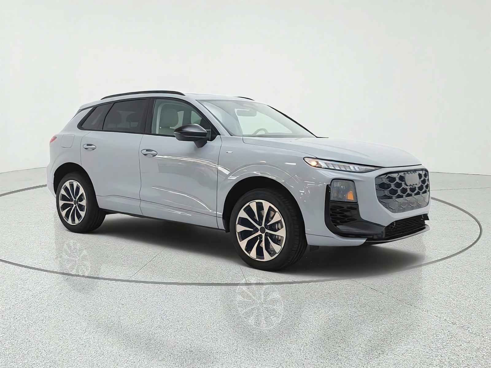 New 2026 Arrow Gray Pearl Effect Audi S line quattro image 3