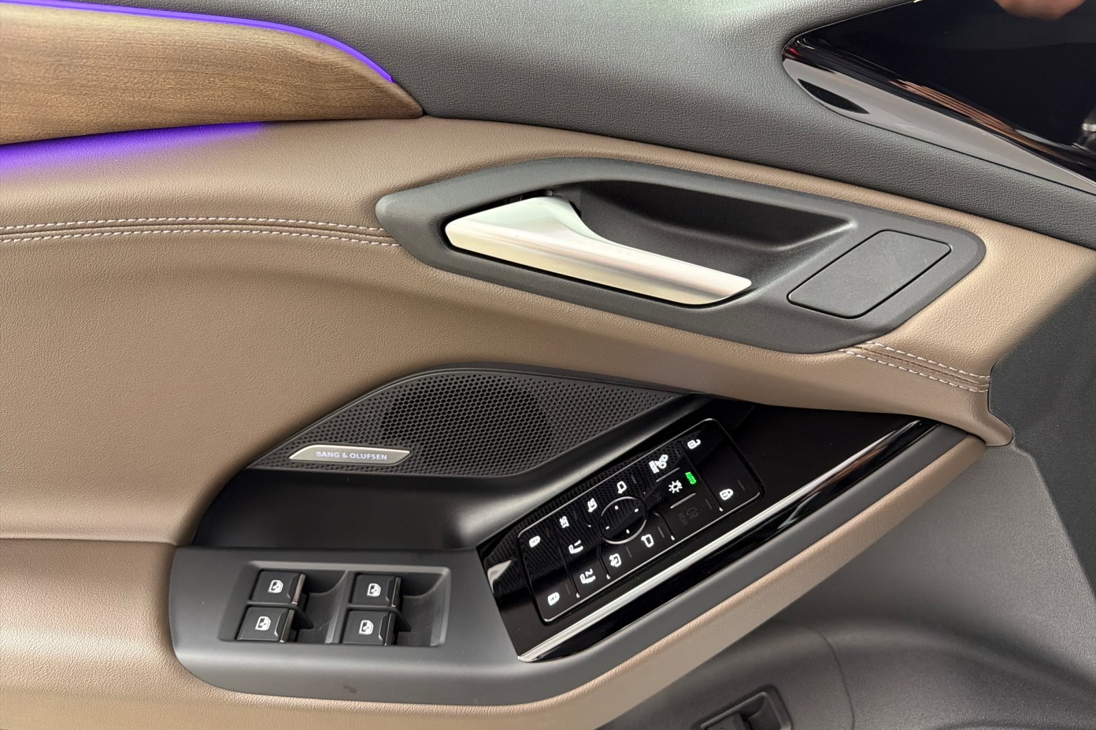 Certified Used 2025 Glacier White Metallic Audi Premium Plus RWD image 10