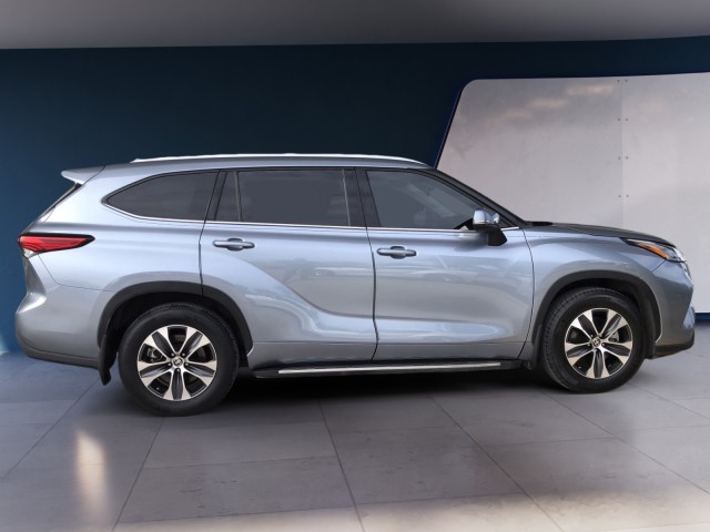 2022 Toyota Highlander XLE 6