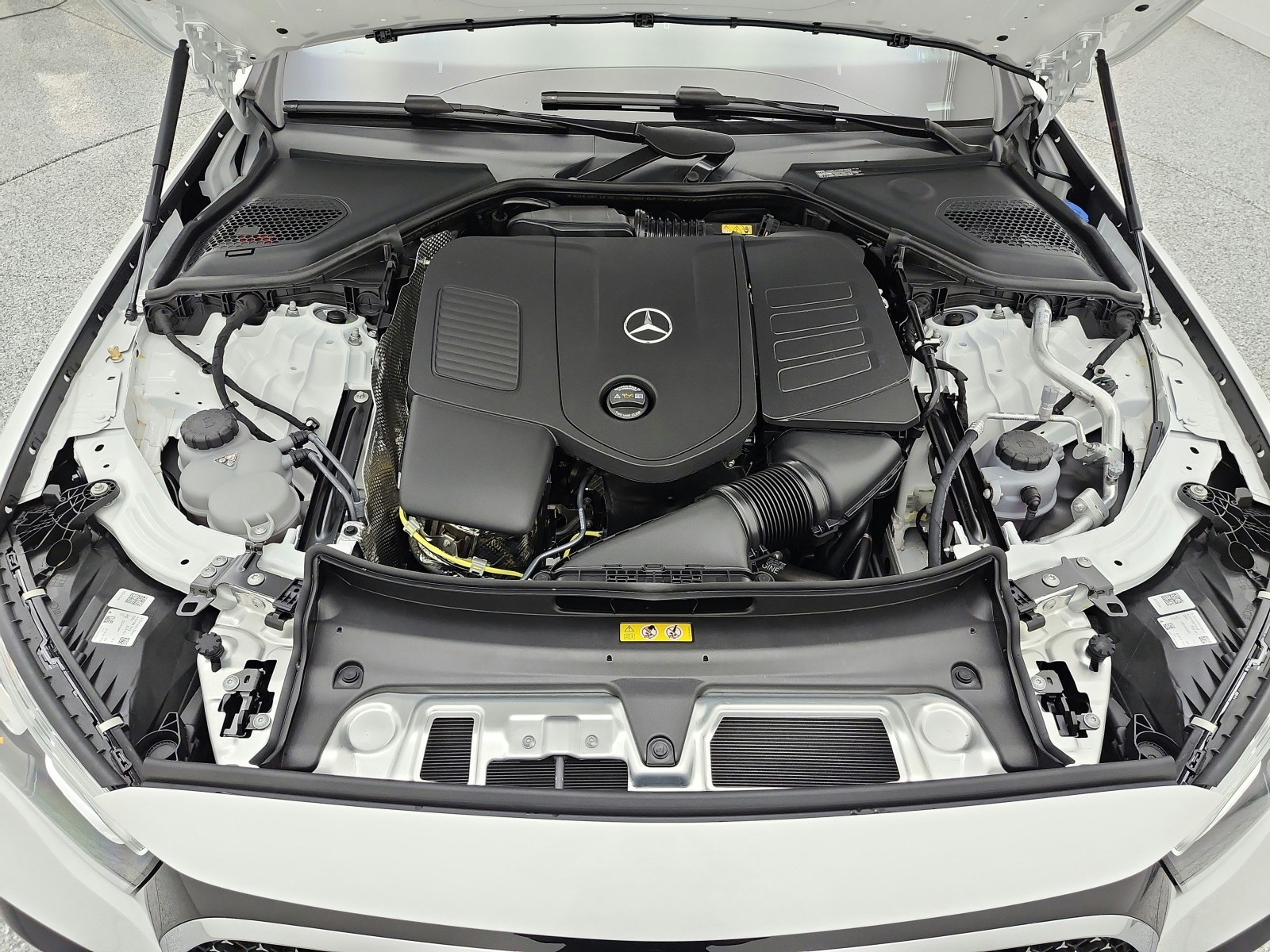 New 2027 Polar White Mercedes-Benz E 350 RWD Sedan image 12