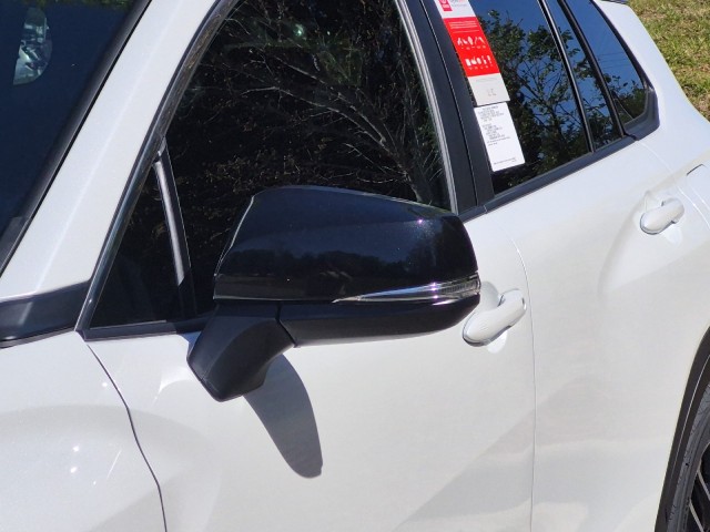 ToyotaCorolla Cross4