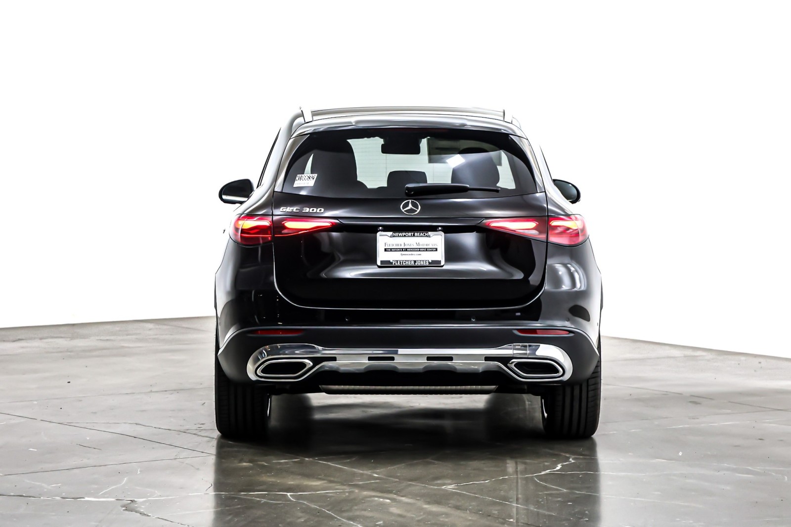 New 2026 Black Mercedes-Benz GLC 300 image 3
