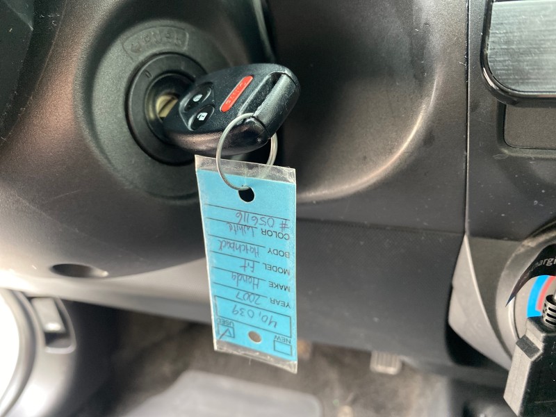2007 Honda Fit 37 MPG AUTO AC Sport LOW MILES 40,042 in ,
