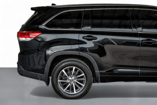 2017 Toyota Highlander XLE 6