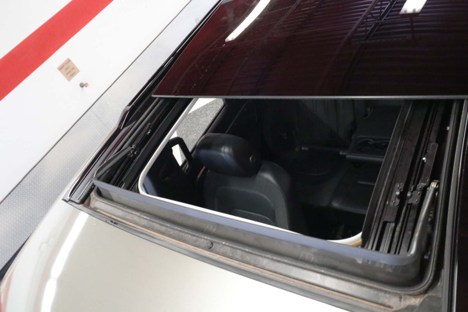 Used Car 2020 Land Rover Defender  Se For Sale Under $40,000 In Austin, Texas