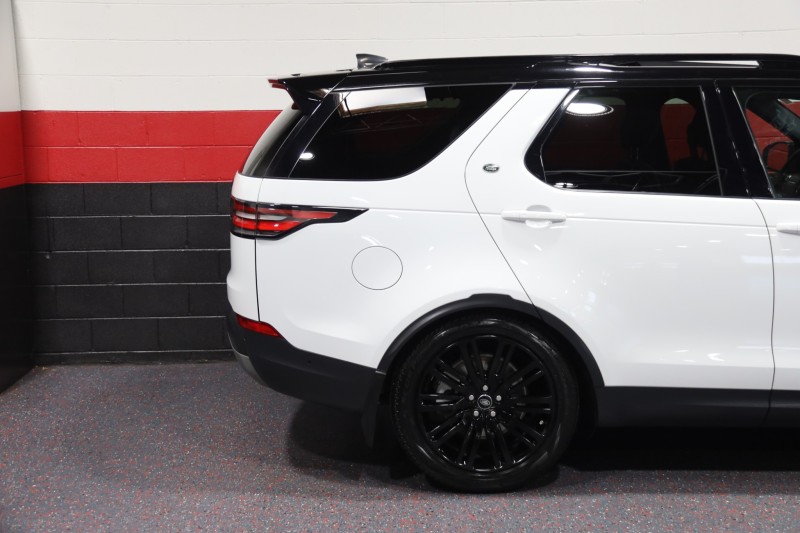 2019 Land Rover Discovery HSE Supercharged 4dr SUV in , 